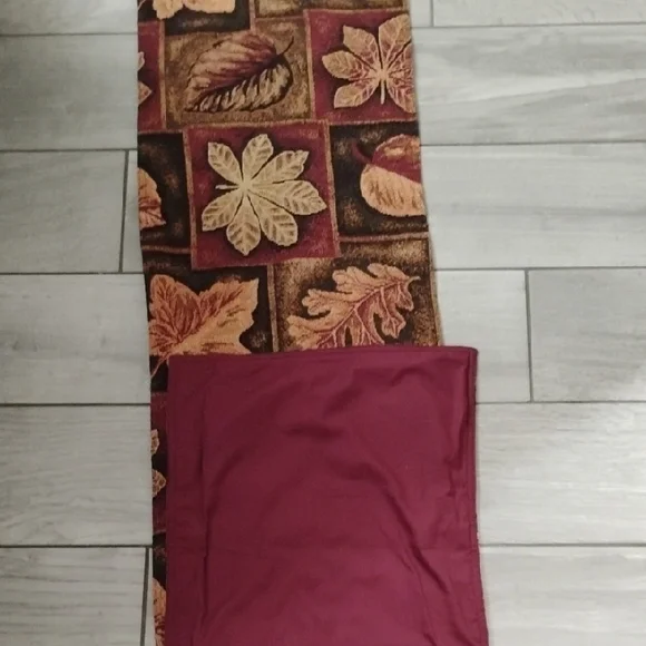 Autumn Leaf Pattern Runner Rug - Picture 3 of 3